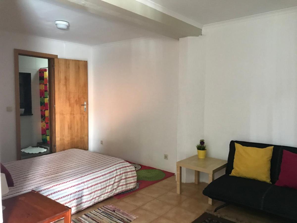 Casas Botelho Elias Holiday home *